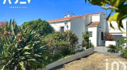 Traditional house 4 rooms of 110 m² in Six-Fours-les-Plages (83140)