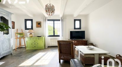 Traditional house 4 rooms of 110 m² in Six-Fours-les-Plages (83140)