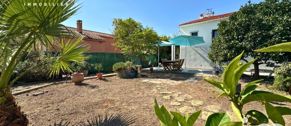 Traditional house 4 rooms of 110 m² in Six-Fours-les-Plages (83140)