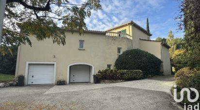 House 8 rooms of 270 m² in Loriol-du-Comtat (84870)