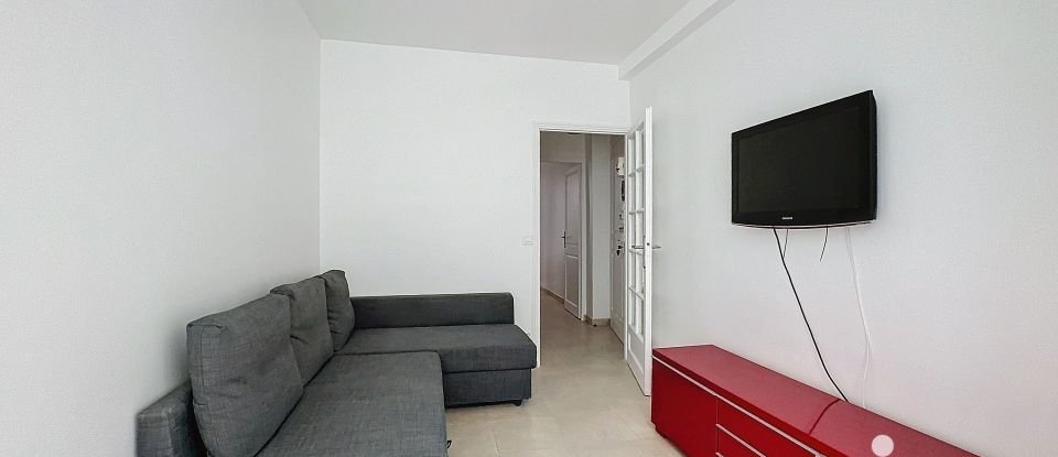 Appartement 2 pièces de 33 m² à Paris (75017)