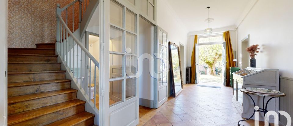 Mansion 5 rooms of 256 m² in Rabastens (81800)