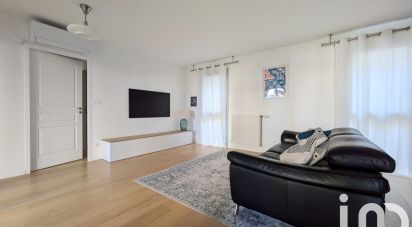 Appartement 4 pièces de 106 m² à Bordeaux (33100)