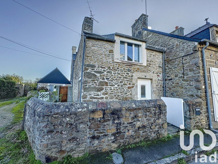 House 3 rooms of 43 m² in Saint-Vaast-la-Hougue (50550)