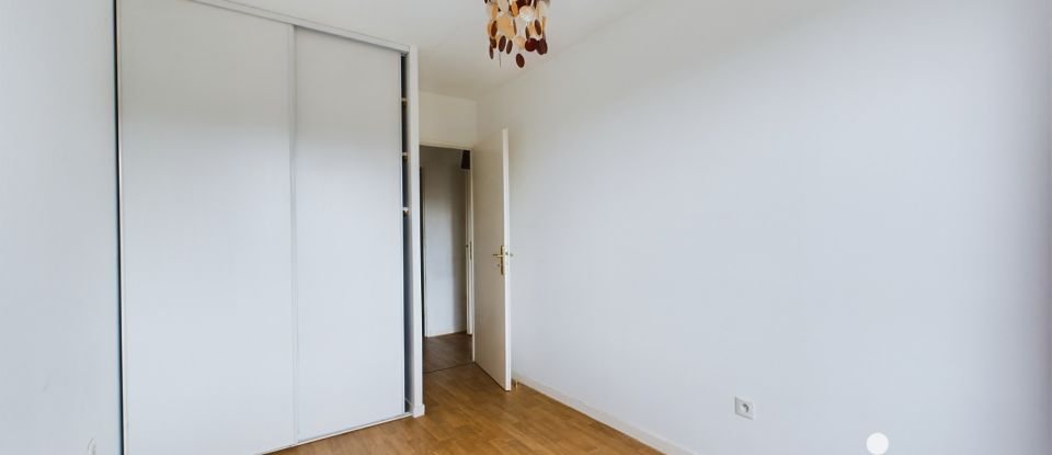 Appartement 4 pièces de 78 m² à Dammarie-les-Lys (77190)