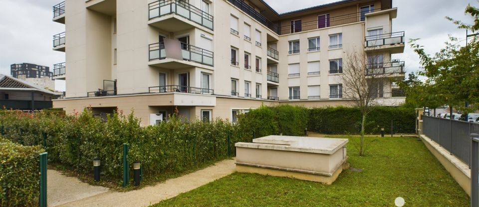 Appartement 4 pièces de 78 m² à Dammarie-les-Lys (77190)