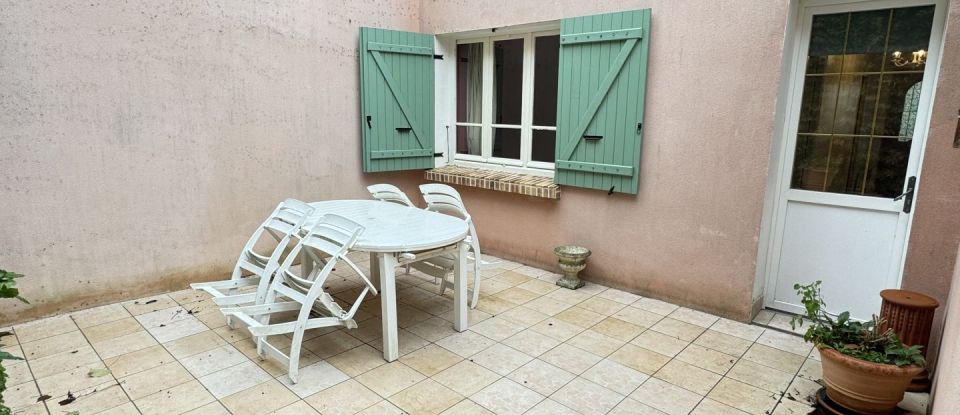 Town house 4 rooms of 74 m² in Sourdun (77171)