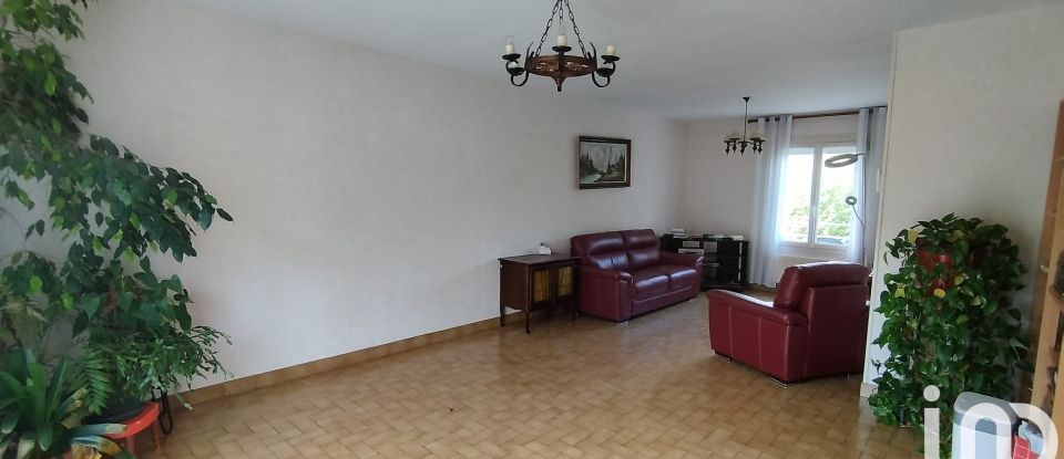 Maison 4 pièces de 94 m² à Oyonnax (01100)