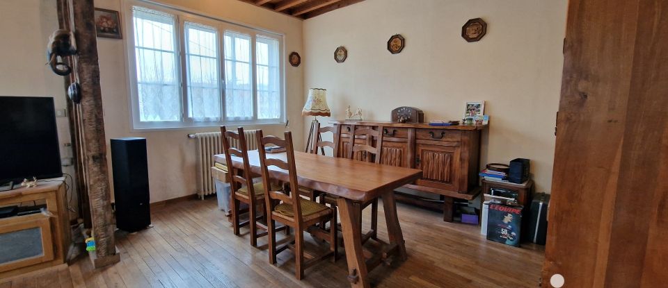 Traditional house 4 rooms of 109 m² in Saâcy-sur-Marne (77730)