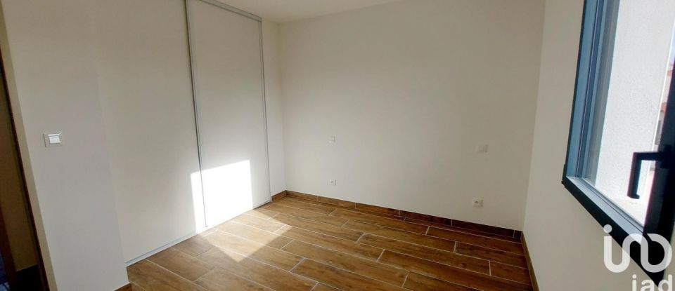 House 4 rooms of 87 m² in Narbonne (11100)