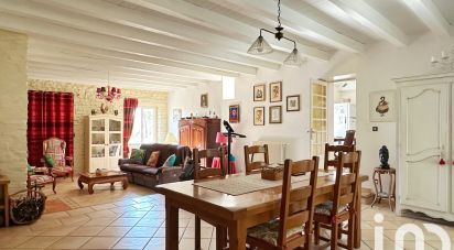 Country house 6 rooms of 173 m² in Saint-Mary (16260)