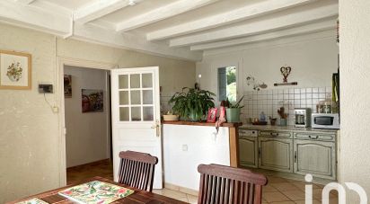 Country house 6 rooms of 173 m² in Saint-Mary (16260)