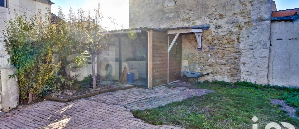 House 4 rooms of 63 m² in Cussac-Fort-Médoc (33460)