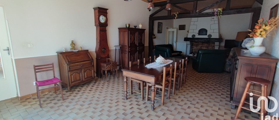 Country house 11 rooms of 253 m² in Pomarez (40360)