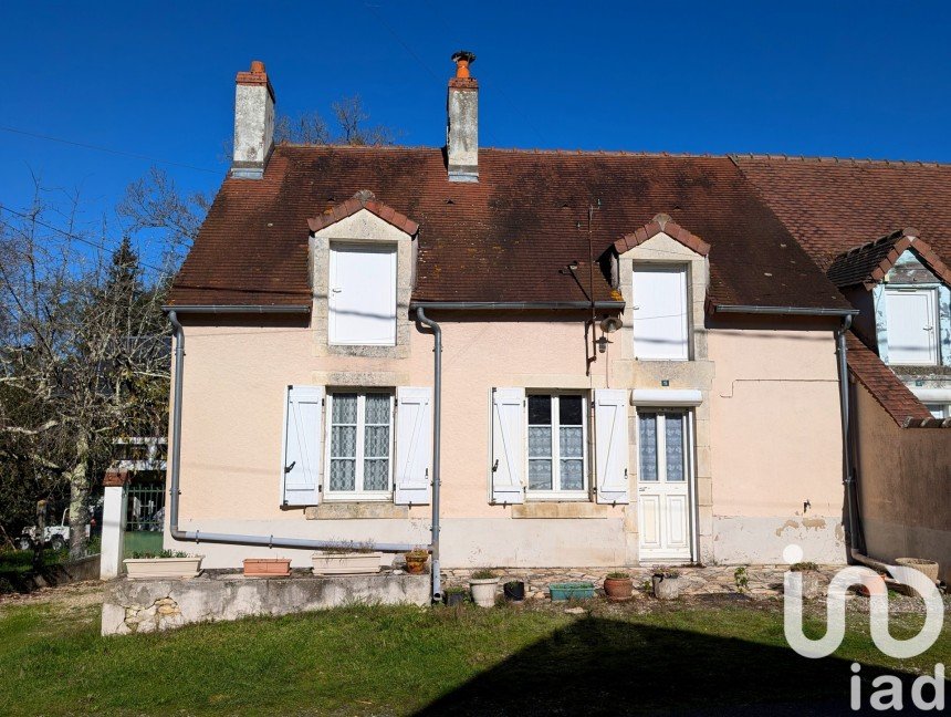 Maison de campagne 2 pièces de 43 m² à Mosnay (36200)