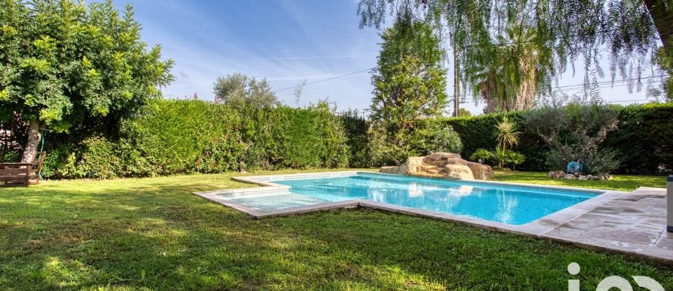 Maison 5 pièces de 240 m² à Antibes (06600)