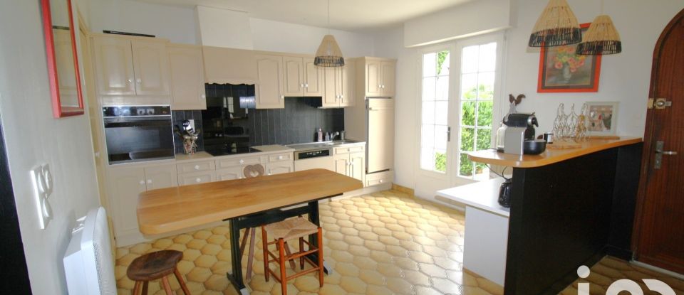 Maison traditionnelle 5 pièces de 117 m² à Camors (56330)