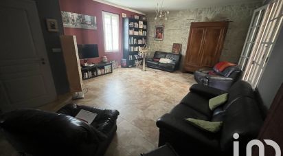 Maison traditionnelle 5 pièces de 199 m² à Bergerac (24100)