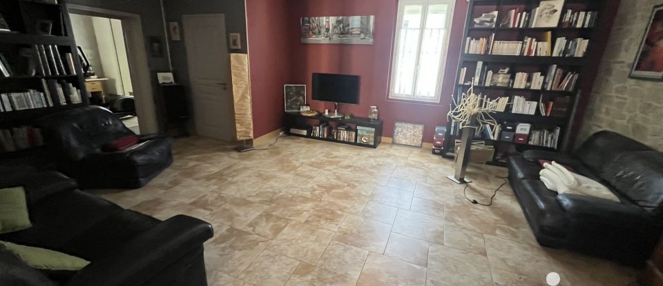 Maison traditionnelle 5 pièces de 199 m² à Bergerac (24100)