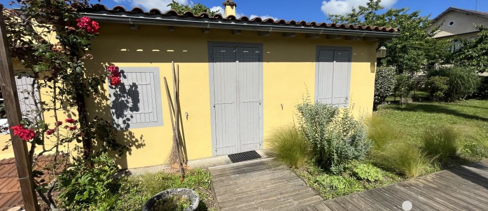 Maison traditionnelle 5 pièces de 199 m² à Bergerac (24100)