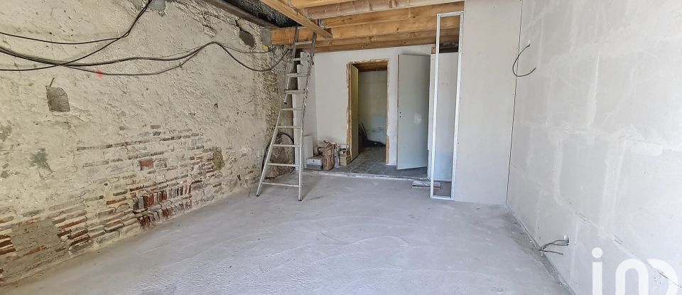 Maison de village 5 pièces de 148 m² à Châtel-de-Neuvre (03500)