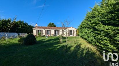 Traditional house 5 rooms of 123 m² in Montendre (17130)