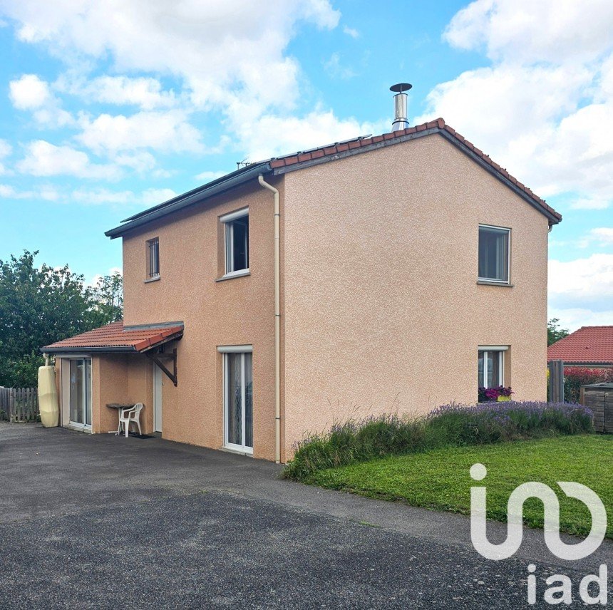 House 5 rooms of 103 m² in Roche-la-Molière (42230)