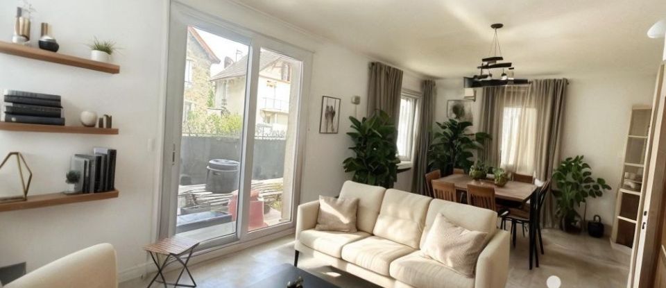 Traditional house 8 rooms of 160 m² in Maisons-Alfort (94700)