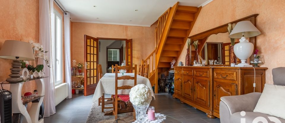 Traditional house 5 rooms of 107 m² in Juvisy-sur-Orge (91260)