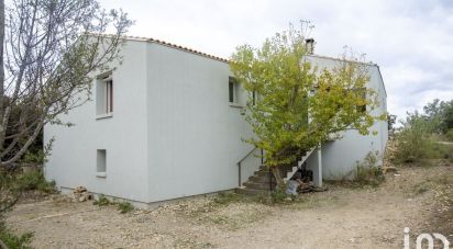 House 7 rooms of 205 m² in Aramon (30390)