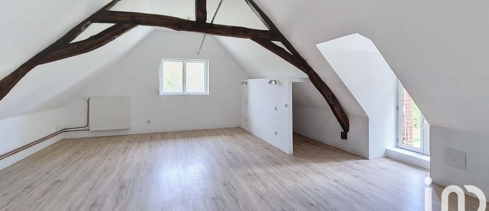 Longère 8 pièces de 166 m² à Saint-Pourçain-sur-Sioule (03500)