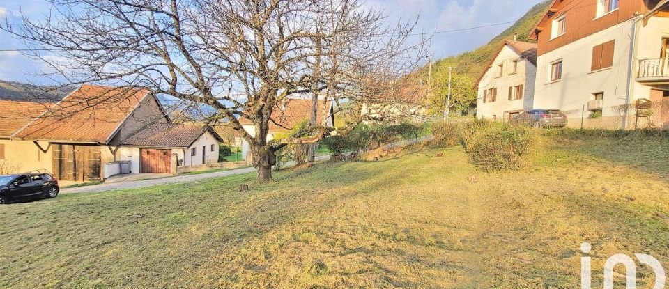 Land of 686 m² in Vaulnaveys-le-Bas (38410)