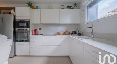 Appartement 4 pièces de 83 m² à Brié-et-Angonnes (38320)