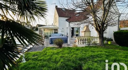 House 6 rooms of 124 m² in Le Mesnil-Amelot (77990)