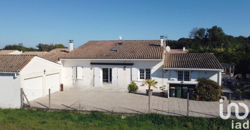 House 6 rooms of 148 m² in Médis (17600)