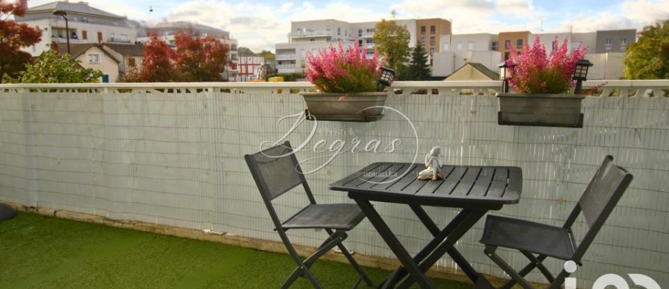 Duplex 3 rooms of 55 m² in Éragny (95610)