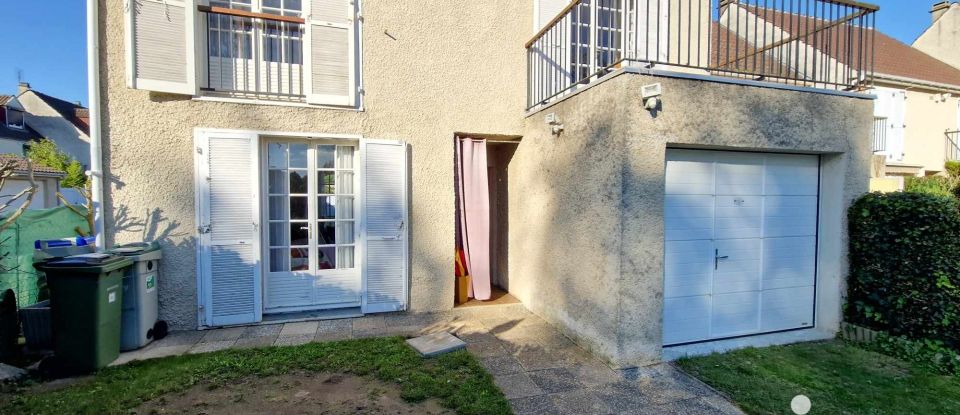 Maison 4 pièces de 132 m² à Mantes-la-Jolie (78200)