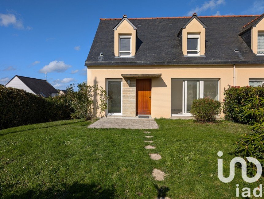 Maison traditionnelle 4 pièces de 80 m² à Lanvallay (22100)