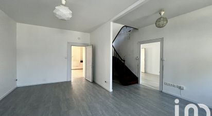 Maison 5 pièces de 108 m² à Geay (17250)