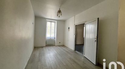 Maison 5 pièces de 108 m² à Geay (17250)