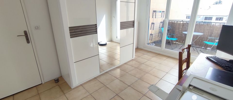 Appartement 3 pièces de 65 m² à Ozoir-la-Ferrière (77330)