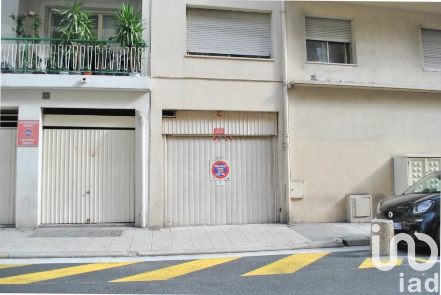 Parking of 18 m² in Nice (06000)