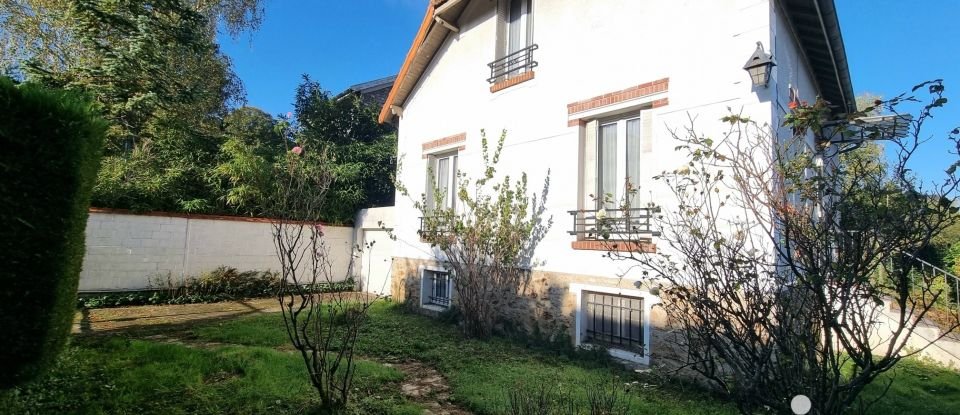 Traditional house 5 rooms of 113 m² in Montgeron (91230)