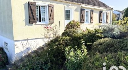 Pavilion 5 rooms of 90 m² in Saint-Maclou-de-Folleville (76890)