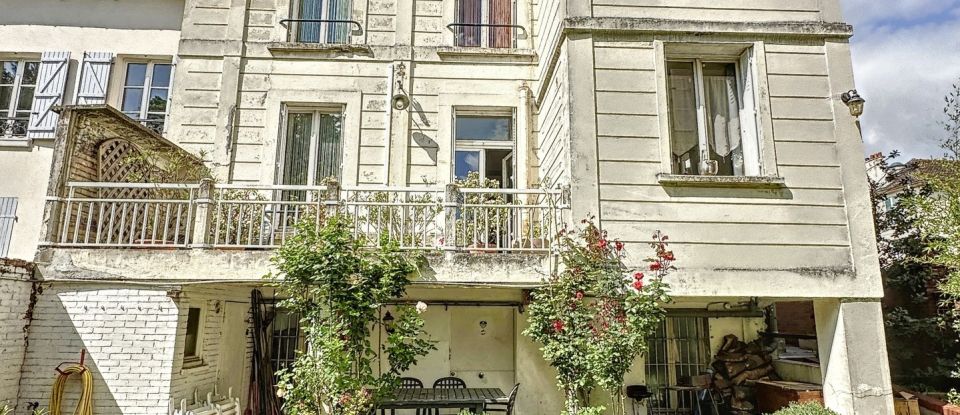 Mansion 12 rooms of 277 m² in Saint-Denis (93200)