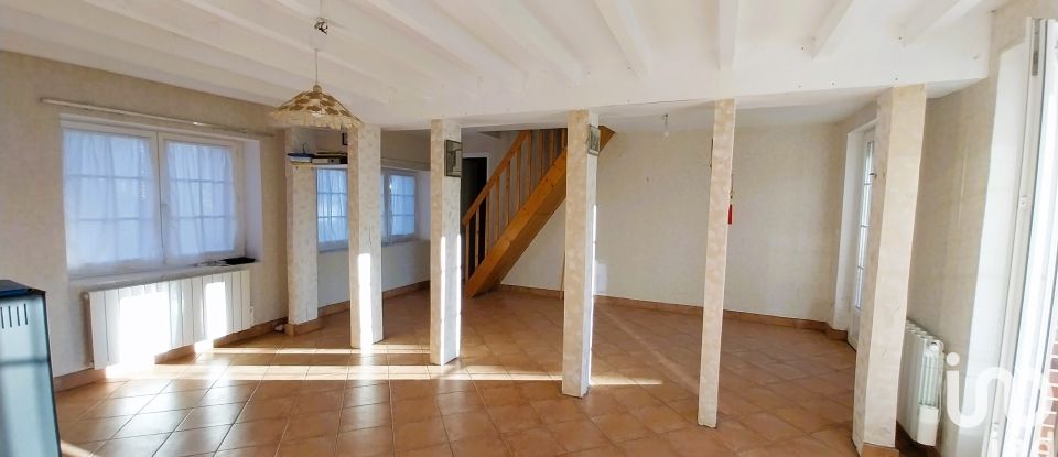 Maison de village 5 pièces de 99 m² à Montigny-le-Chartif (28120)