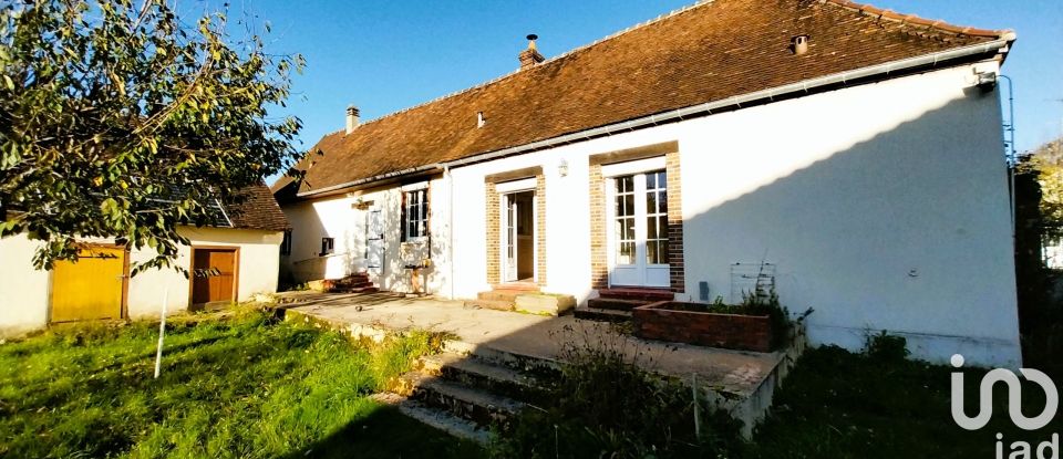 Maison de village 5 pièces de 99 m² à Montigny-le-Chartif (28120)