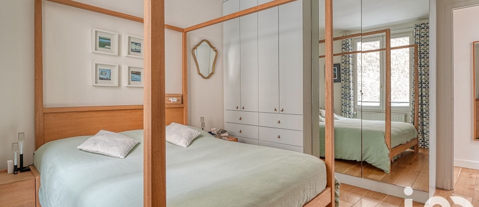 Maison de ville 5 pièces de 160 m² à Paris (75007)