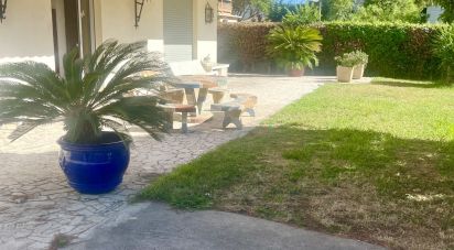 Appartement 6 pièces de 110 m² à Cagnes-sur-Mer (06800)