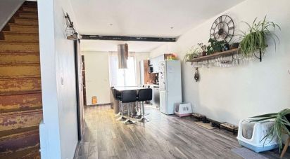 Maison 4 pièces de 83 m² à Faches-Thumesnil (59155)